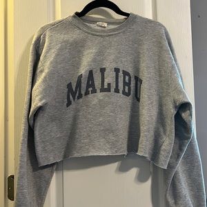 Cropped sweatshirt